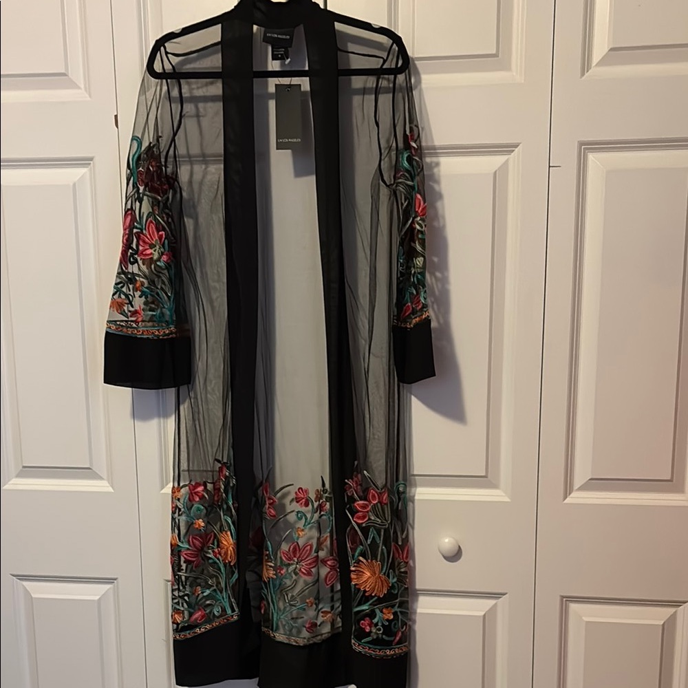 Embroidered Sheer Kimono with Floral Design - Picture 1 of 4